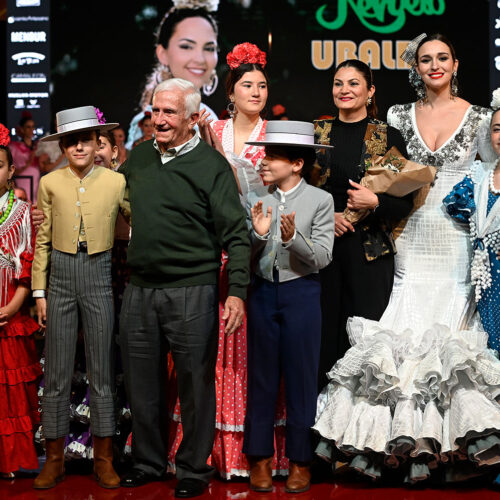 Revuelo Ubaldo en Pasarela Huelva Flamenca